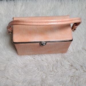Vintage 1960s Salmon Faux Alligator Leather Mod Box Purse Elegant Peach Handbag